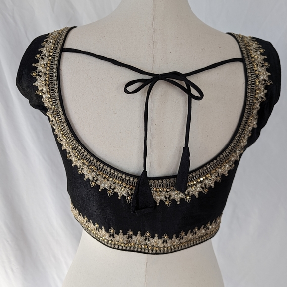 Black readymade blouse for Saree or Lehenga - Picture 3 of 8